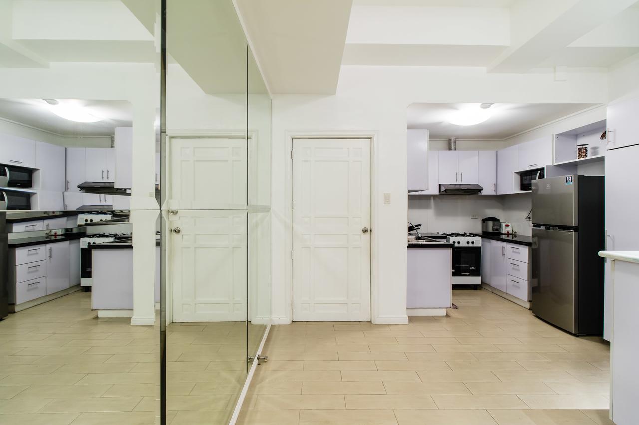 Luxury Spacious 2Br In Salcedo Village Manila Zewnętrze zdjęcie